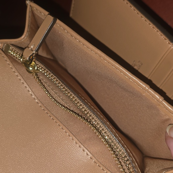 Tory Burch Bold Red Wallet - Picture 4 of 5